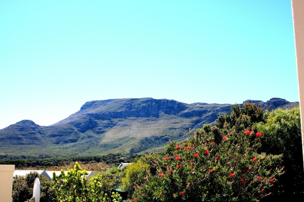 Фото Sunset Cottage- Noordhoek