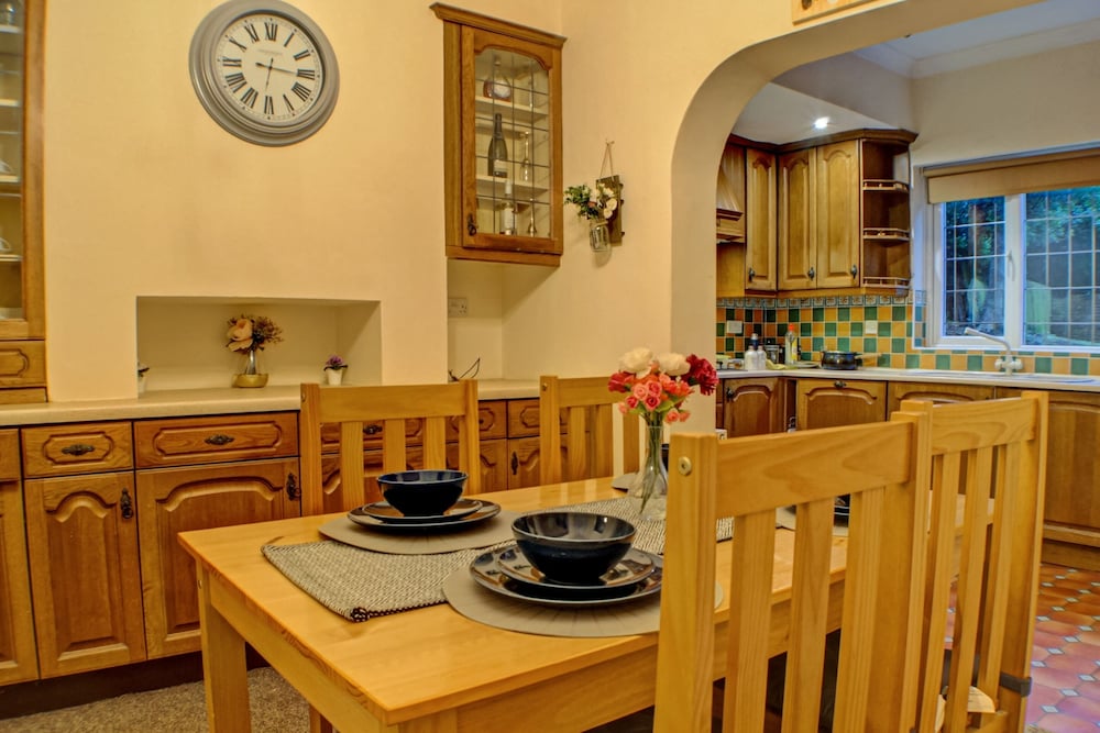 Фото Oyo Wayside Hotel