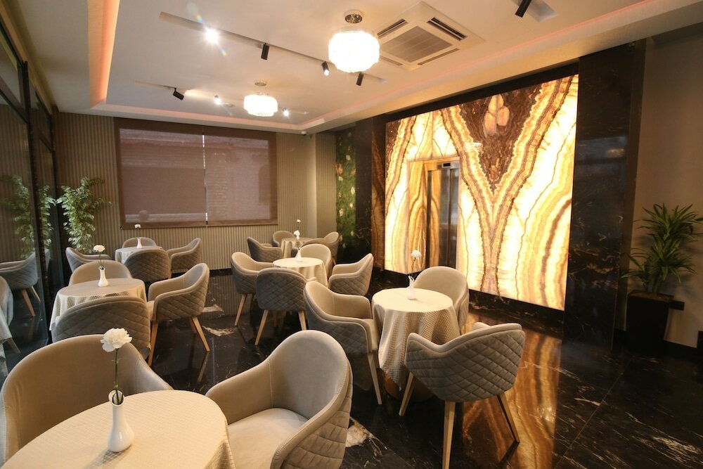 Фото Emerald Boutique Hotel