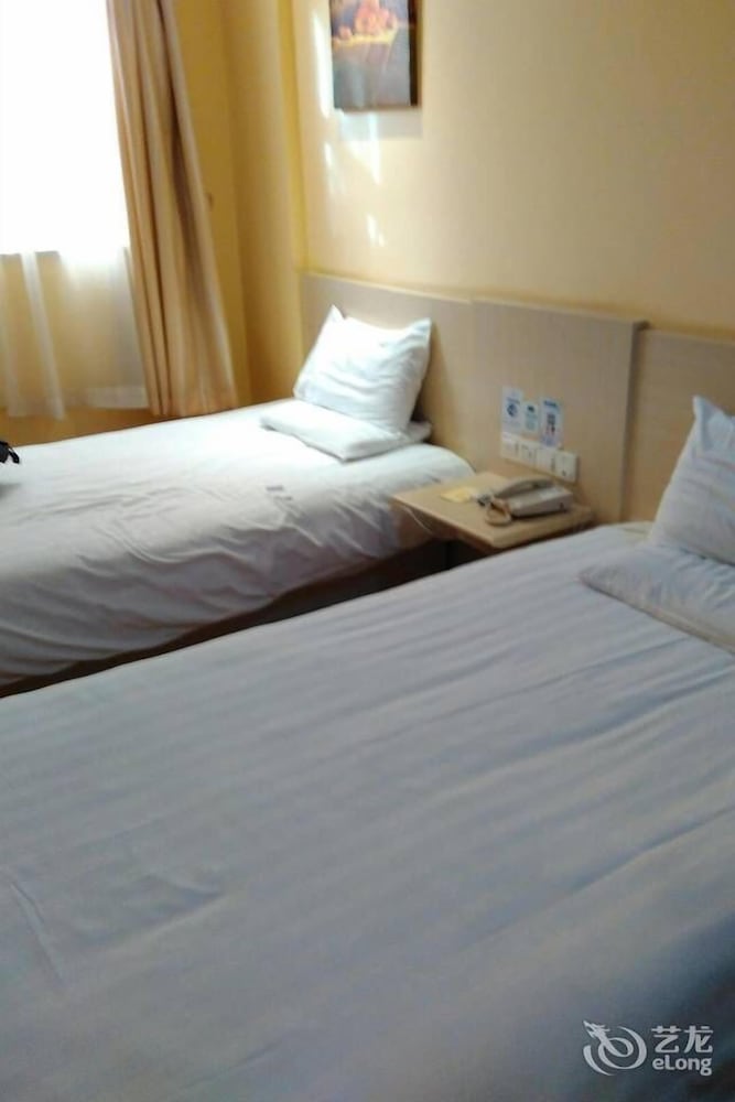 Фото Mercure Qingdao Downtown