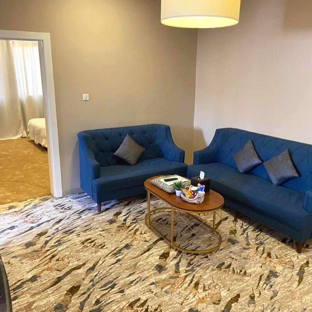 Фото Bq Hotel Suites