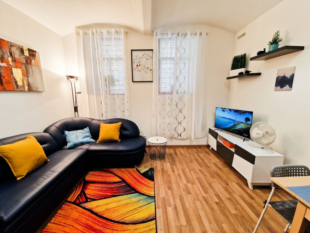 Фото Ground Floor Apartment