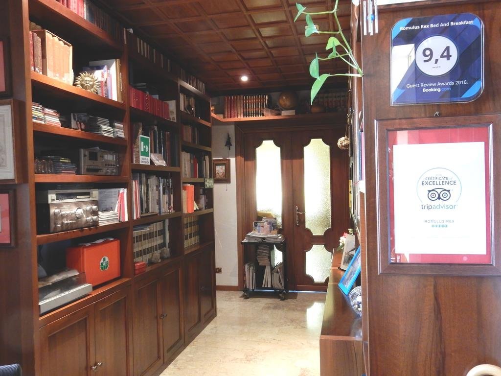 Фото Romulus Rex Bed And Breakfast