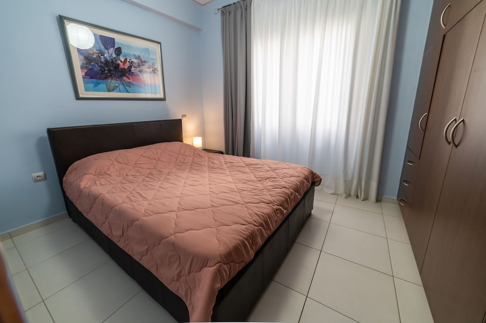 Фото Heronissos Apartment