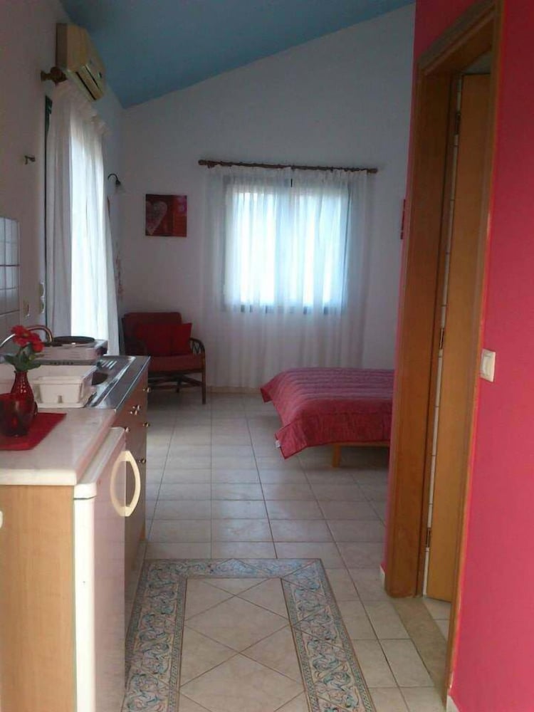 Фото Mary Sofi Residences by Estia