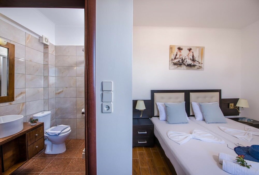 Фото Lilium Hotel