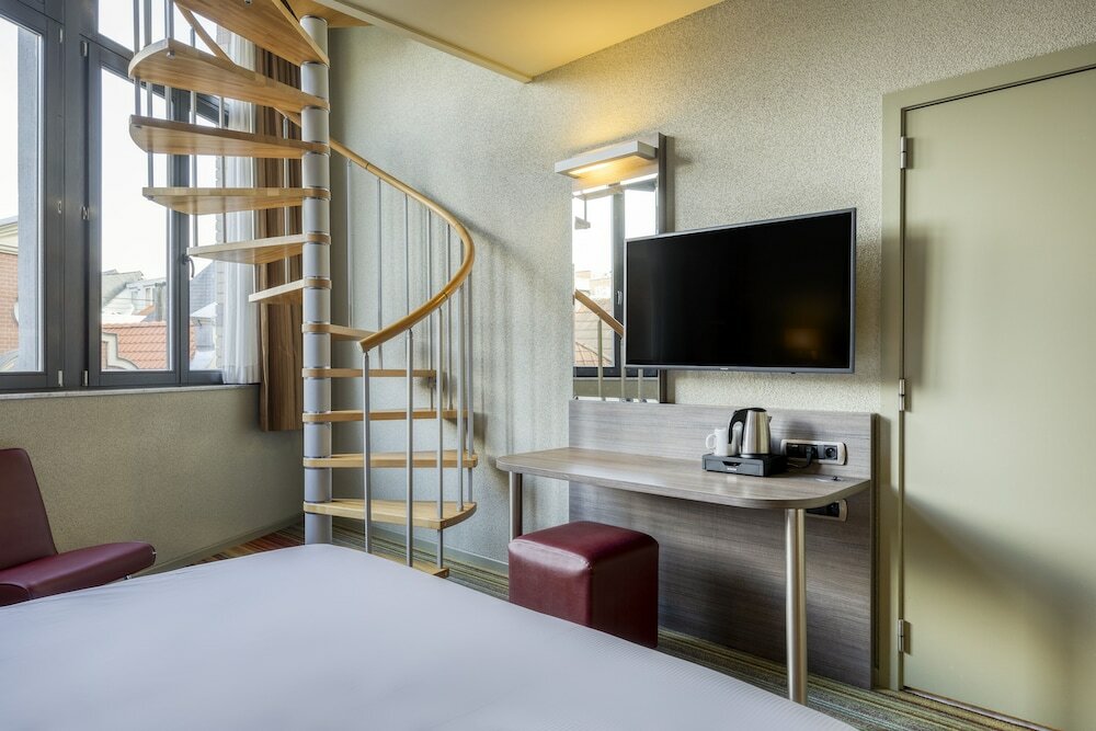 Фото Hotel Alma Grand Place