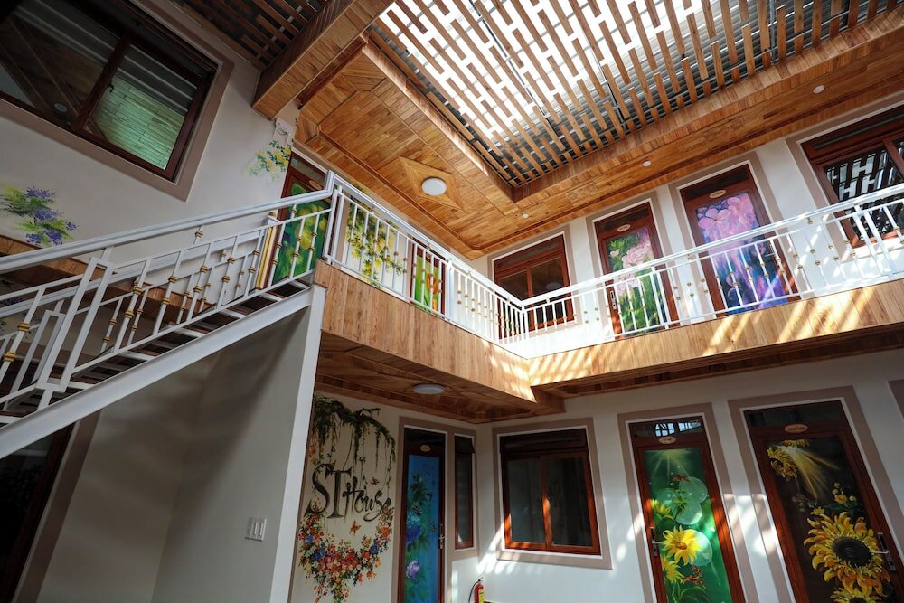 Фото St House DaLat