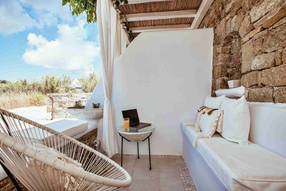 Фото Mykonos Dot Apartments