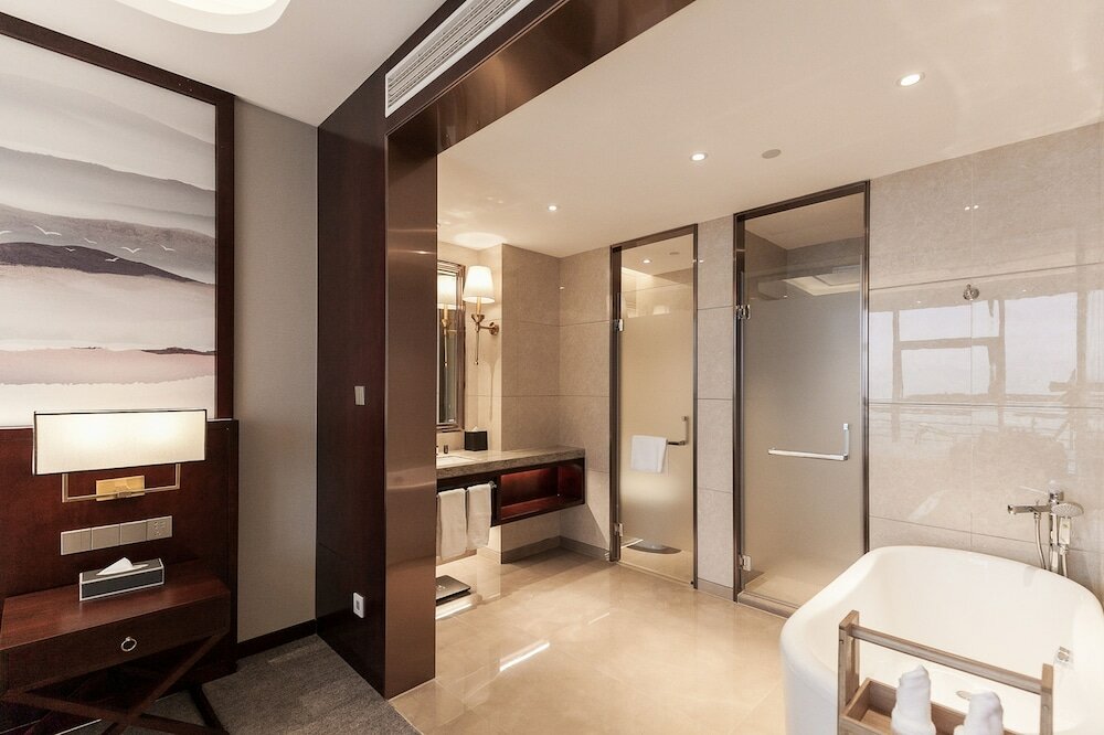 Фото Jinyi Jinglan Hotel