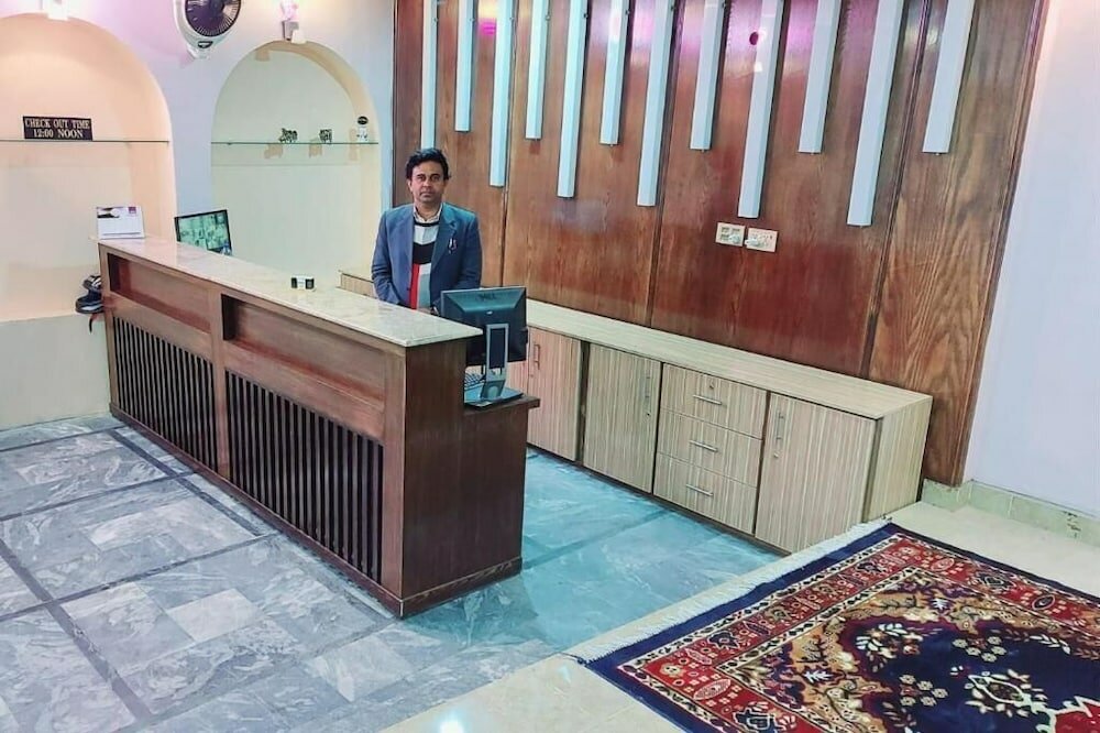 Фото отеля 3