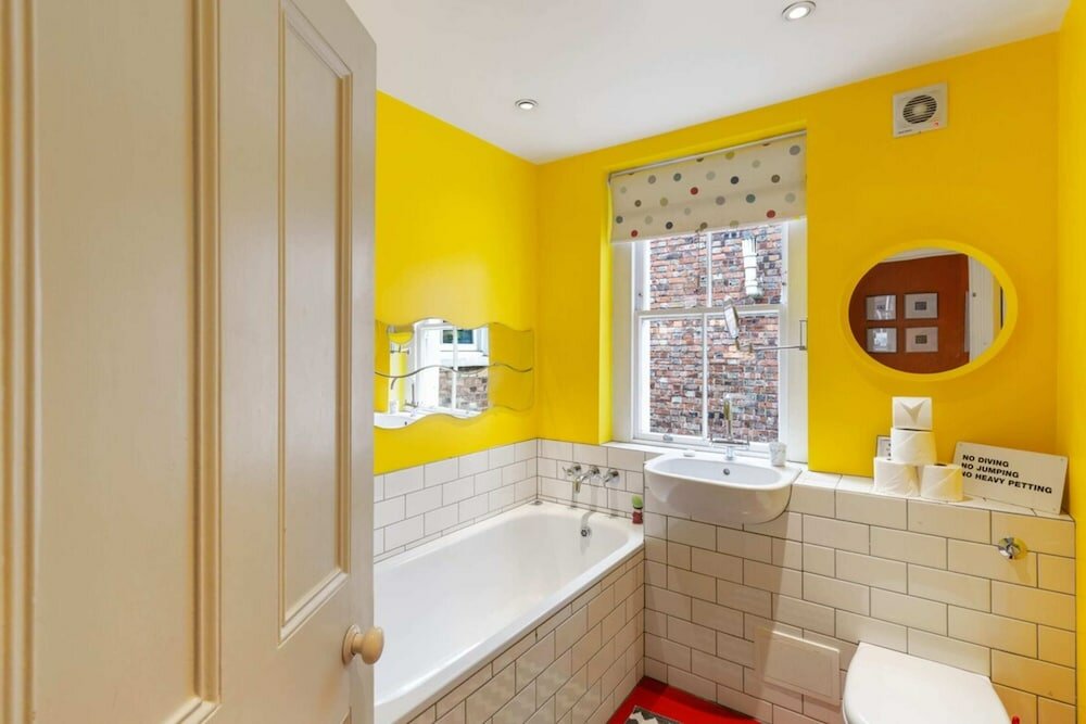 Фото Lovely 4 Bedroom House near Portobello