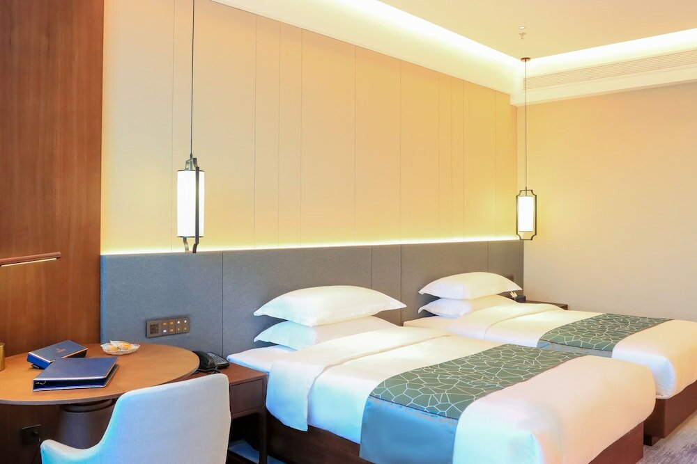 Фото Yun-ray Phoenix Hotel