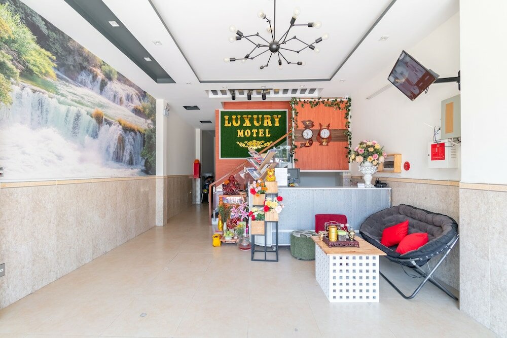 Фото Oyo 238 Luxury Motel