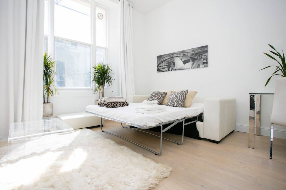 Фото Pristine & Lavish 1bd Flat - Paddington