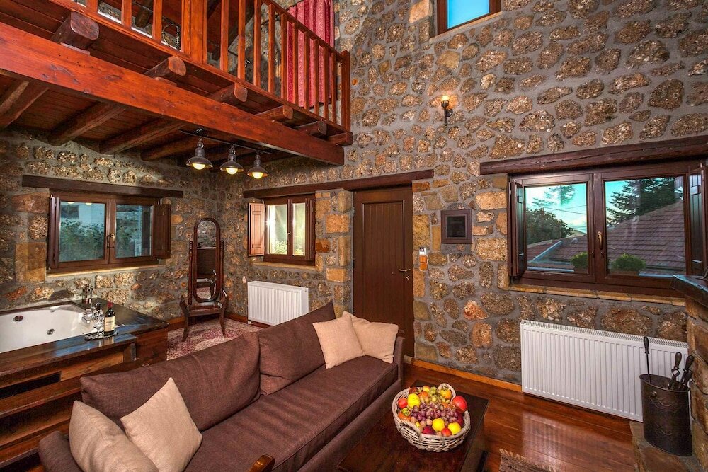 Фото Pera Alonia Guest House