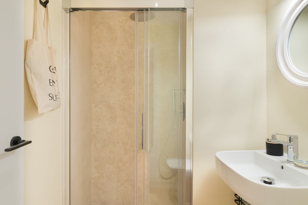 Фото Hostal Evoke Madrid