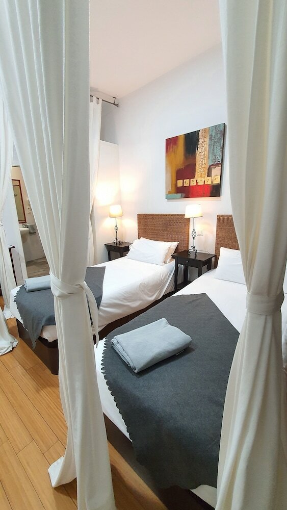 Фото Apartamentos Huertas