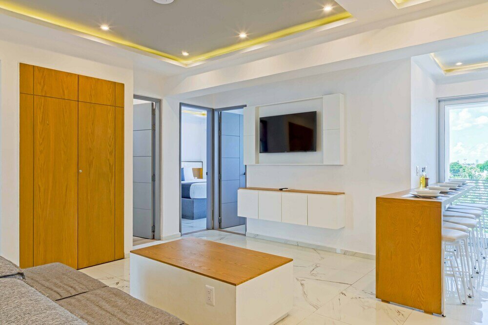 Фото Luxury Apartments Pool & Jacuzzi