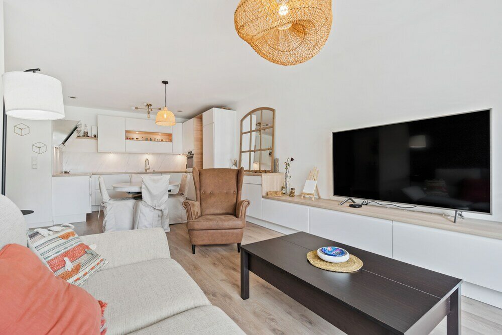 Фото Stylish Apt Bouneweg-Süd Book Now Id225