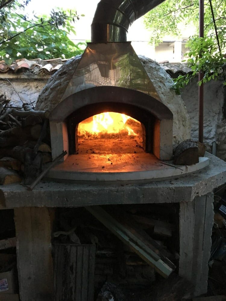 Фото Hair of the Dog Hostel