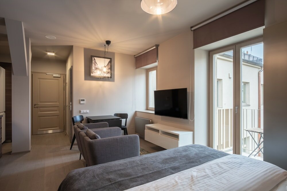 Фото Aparthotel Rimska 14