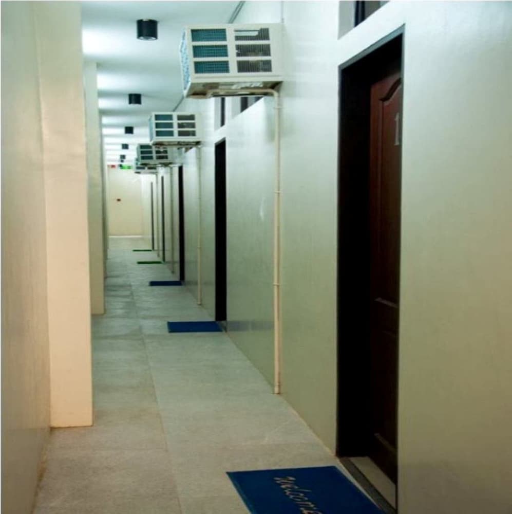 Фото Oyo 441 La Panoramica Inn