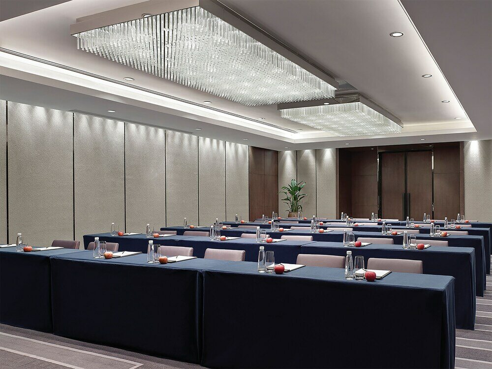 Фото Langham Place Ningbo