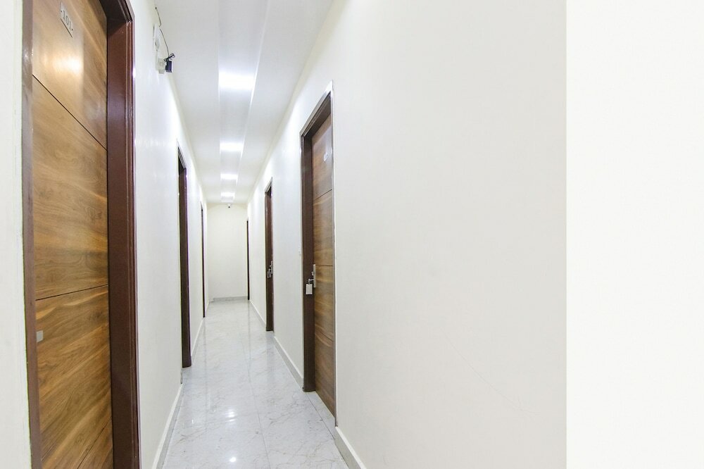 Фото Fabhotel Tarry Town