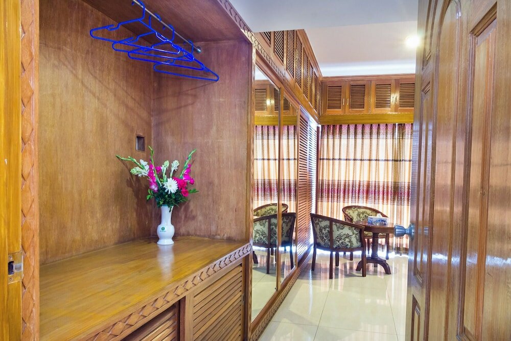 Фото Impiana Hotel Ltd