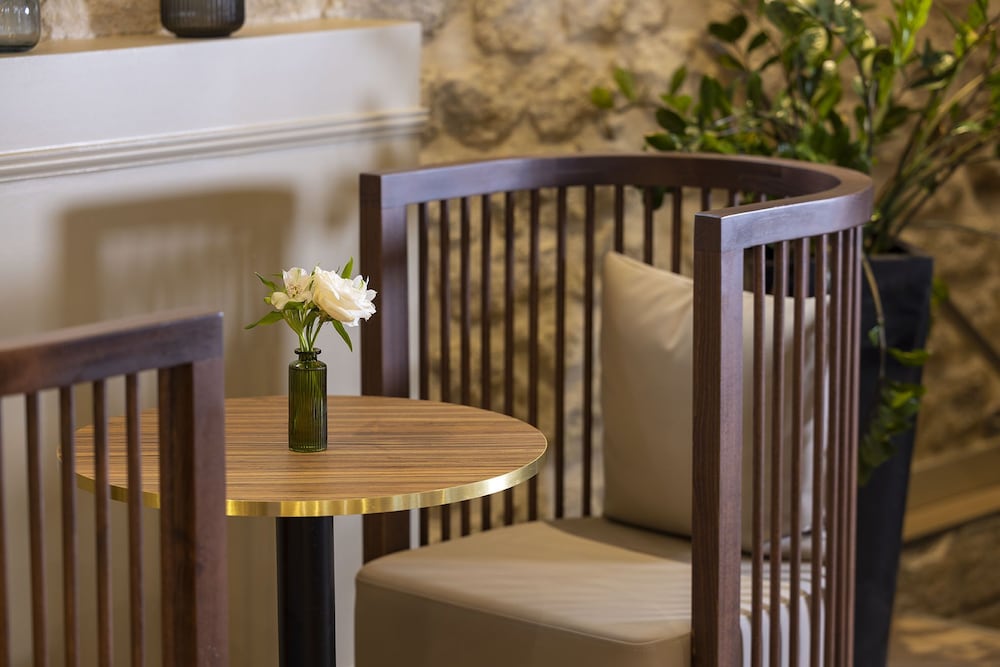 Фото Le Rocroy Hotel & SPA Paris 