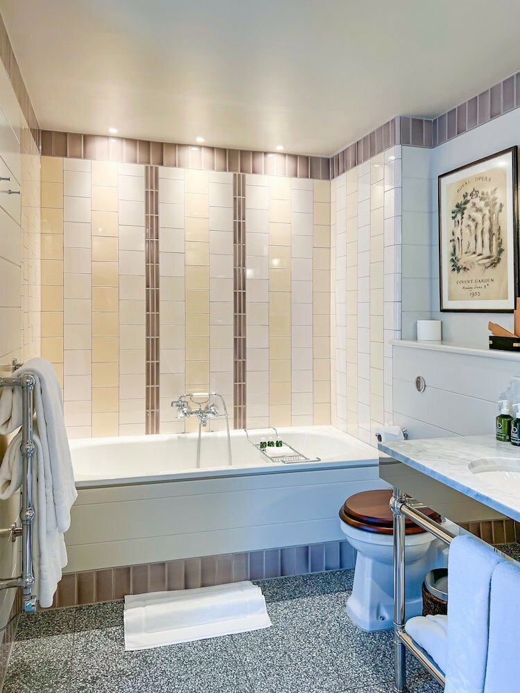 Фото Beaverbrook Town House