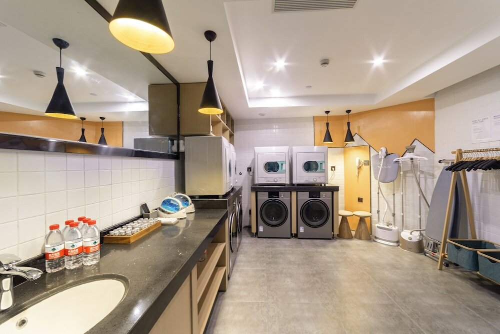 Фото Atour Hotel Daguanyuan Jinan