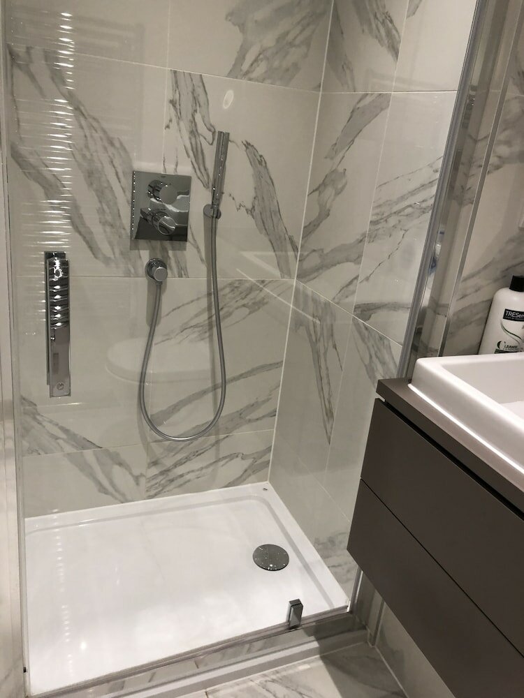 Фото Luxury 2 Bed 2 Bath Apartments next to kings cross