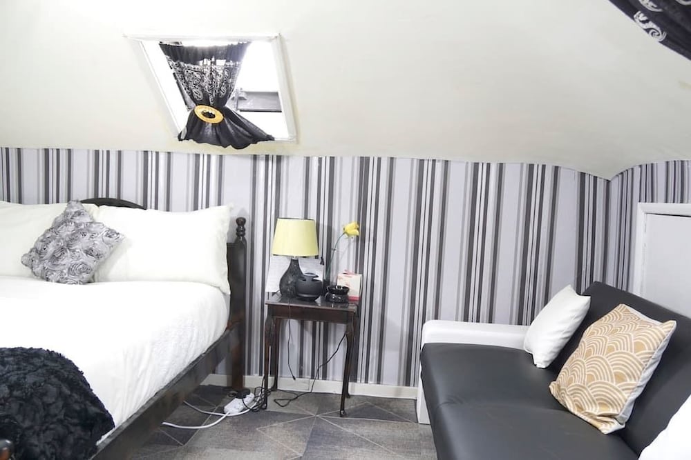 Фото A & L Lodgings