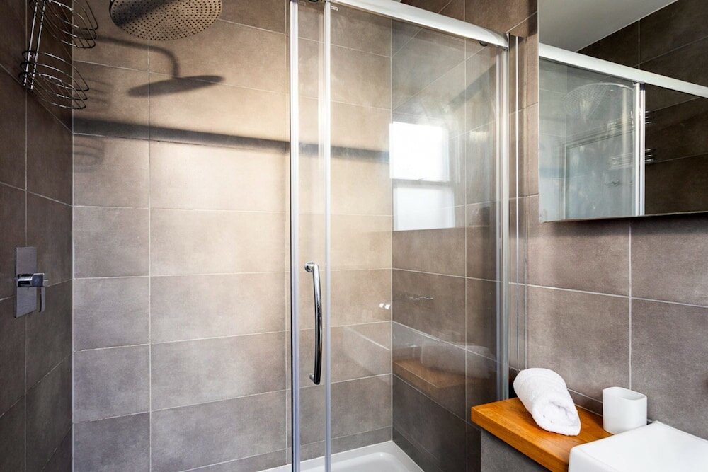 Фото Spacious Apartment Near Portobello Road