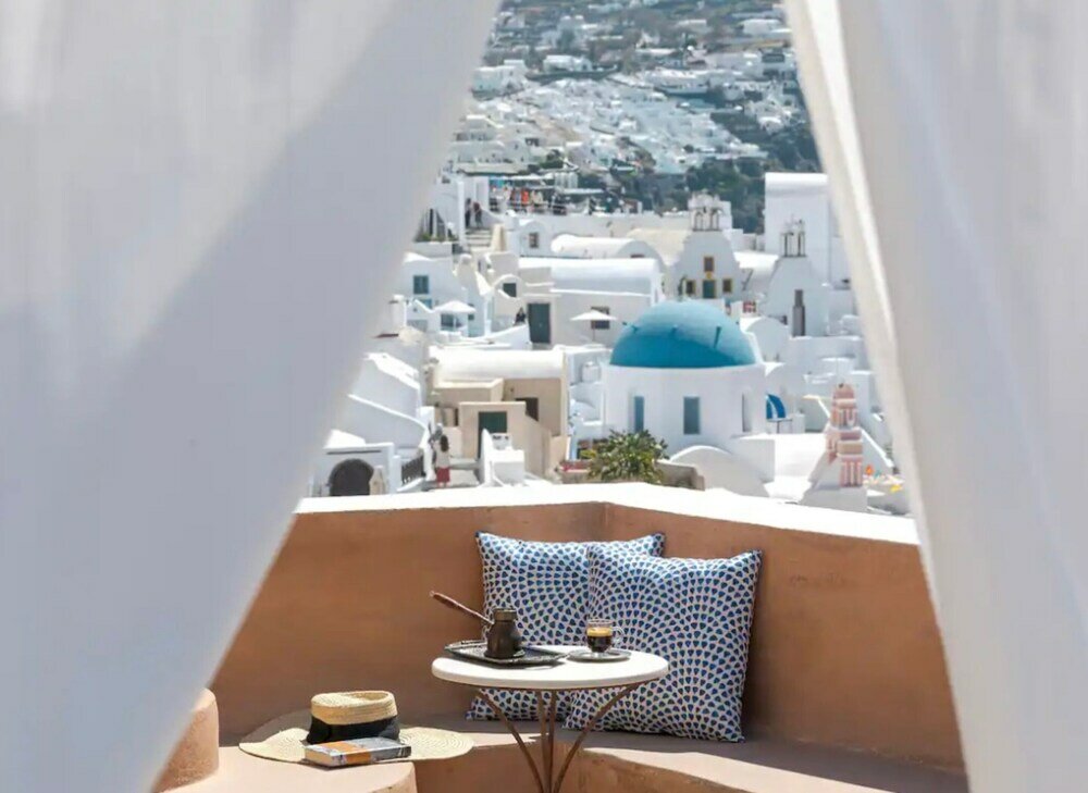 Фото Villa in Oía with views of the caldera