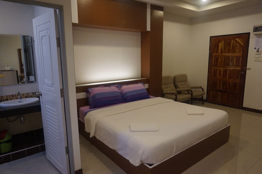 Фото The Lion Residence