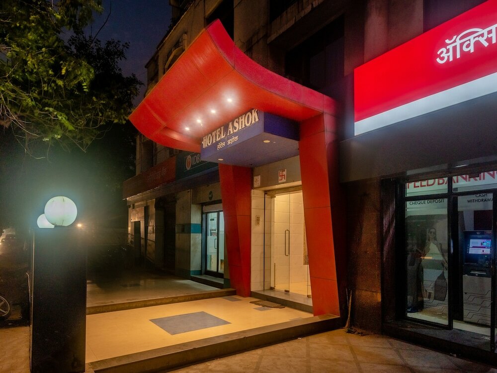 Фото Tuliipstays - Hotel Ashok Bhiwandi