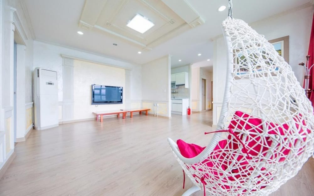 Фото Yeosu Yewon Healing Pension