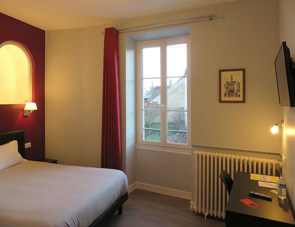 Фото Hôtel Le Dormeux