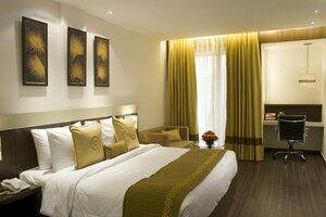 Гостиница Shervani Hotel Nehru Place