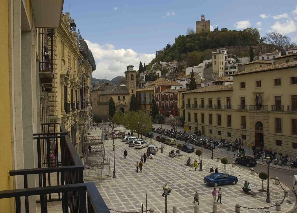 Фото Hotel Macià Plaza