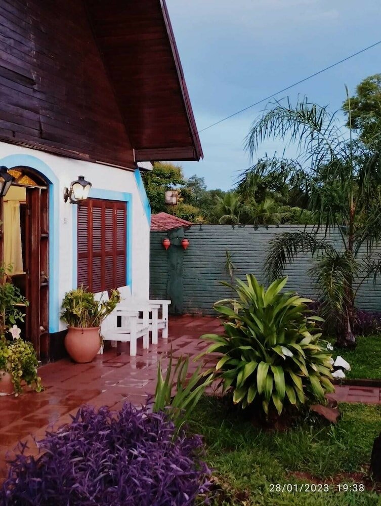 Фото Casa Folks Bed and Breakfast