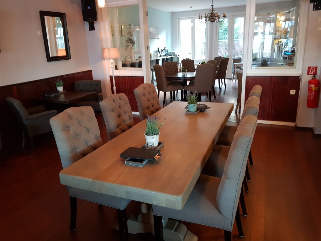 Фото Café pension The Chandelier