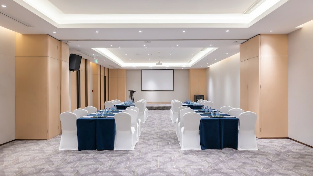 Фото Holiday Inn Chongqing Guanyinqiao, an Ihg Hotel