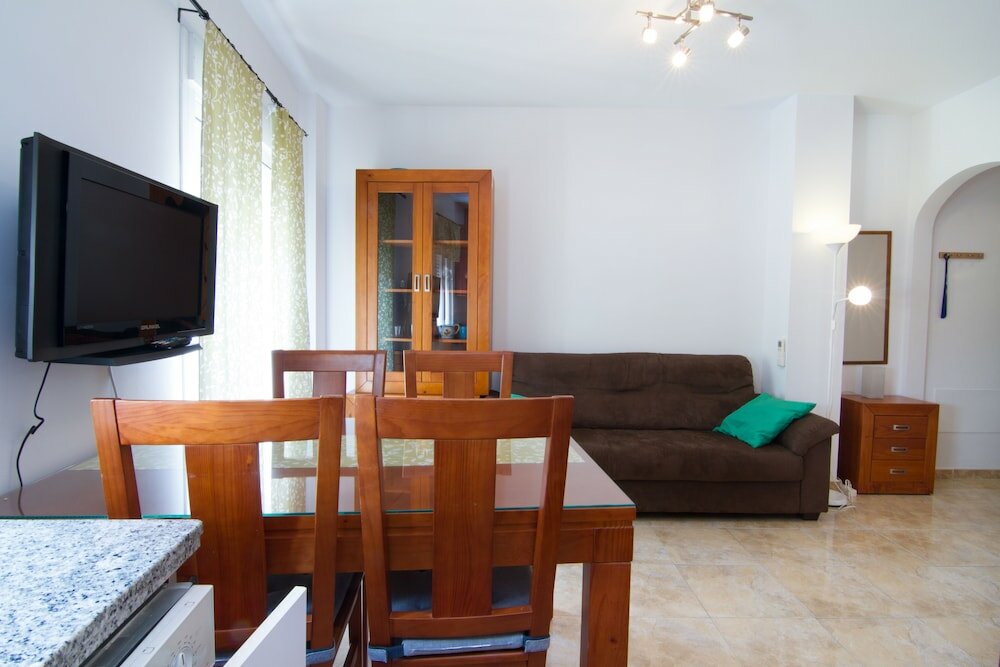 Фото Apartamentos Turísticos Manuel Martín