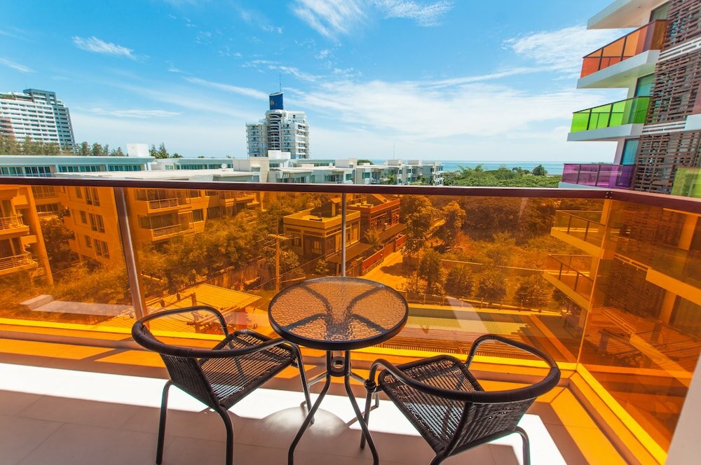 Фото Huahin Rocco Condominium Room no. 812