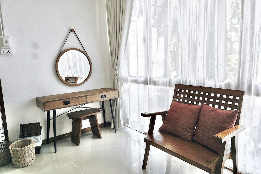 Фото Tha Ma-O Bouteak Homestay