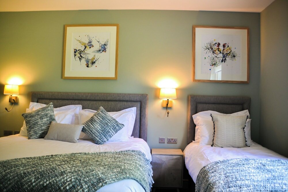 Фото Killeen Castle Golf Resort & Lodges